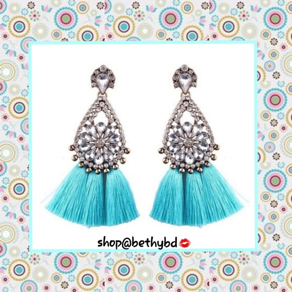 Belle of the Ball Couture Boutique Jewelry - ⬇️ Boho trendy Rope Tassell earrings